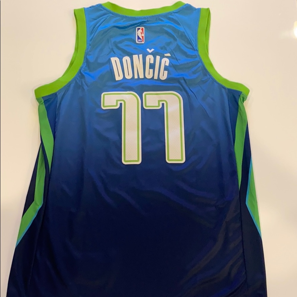 LUKA DONCIC JERSEY